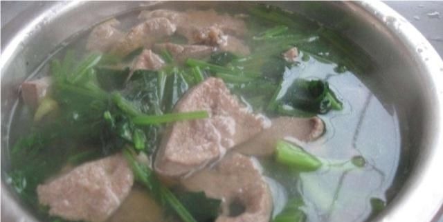 妈妈们|适合坐月子期间喝的四种汤,营养下奶又不容易发胖,产后妈妈必备