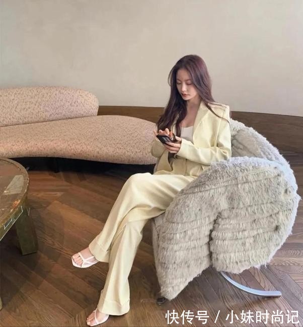 穿搭|这才是成熟女人应有的早秋穿搭,优雅大气不做作,很值得借鉴