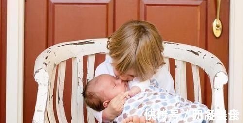 经济基础|儿子闹着要妹妹,宝妈花300块买了一个,“兄妹”俩的互动笑翻网