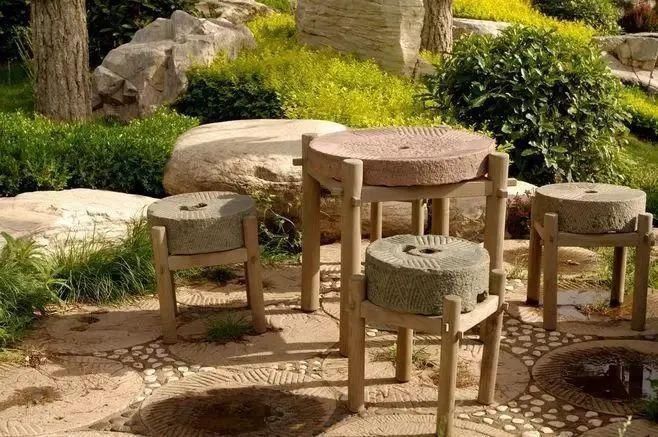 等我老了以后,找个小院陪你养花种菜!