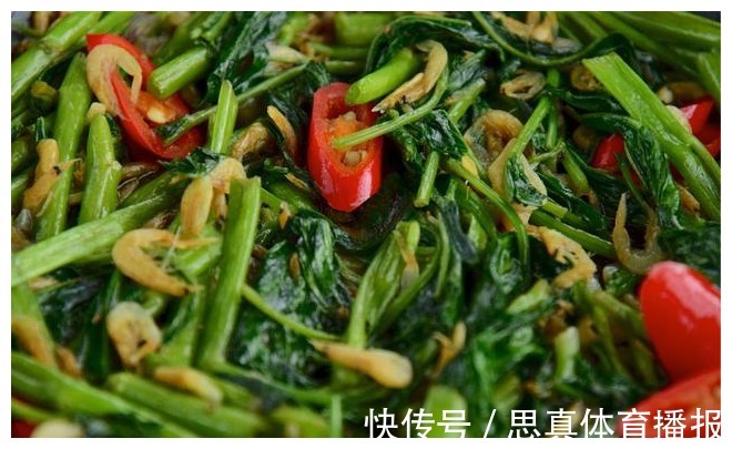 凉拌菜|炒菜时，先放盐还是后放盐？掌握4个小技巧，厨房小白也能做好菜