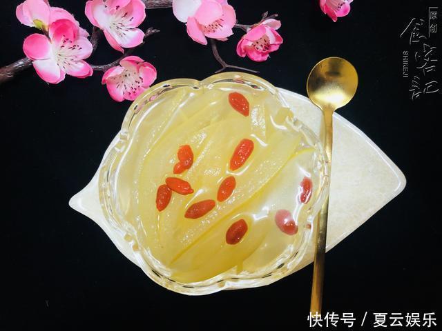 柚子皮吃完別扔,學會這樣做,甘甜可口,營養豐富潤喉嚨