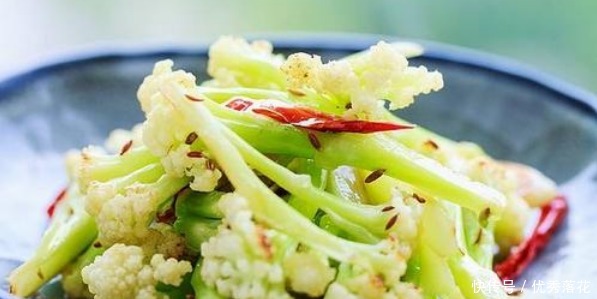 花菜炒熟不脆记住不要直接炒，做好3点，花菜又脆又嫩又入味！