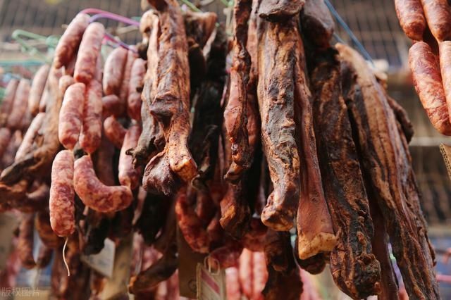 快过年了，记得提前备4道大菜，过年聚餐摆上桌，寓意新年美好