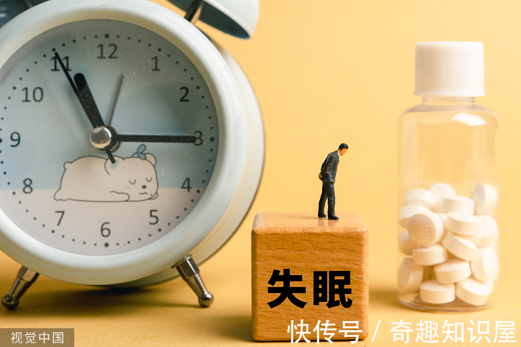 喝酒|对于失眠这个问题，很多人采用酒精来麻痹神经，这样的方法靠谱吗？