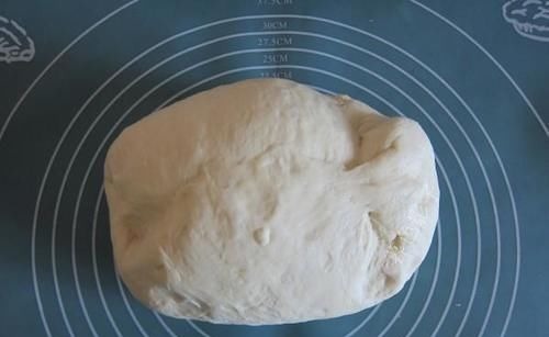 喜欢吃面包,隔几天就做一个,比蒸馒头都简单,喧软拉丝真好吃