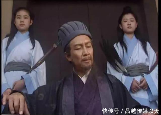 三国演义|诸葛亮的空城计,到底靠什么成功骗过了司马懿?书童是关键