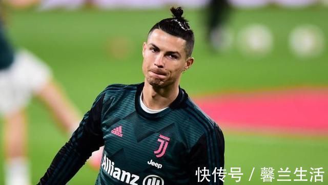 梅西|大罗、小罗和C罗,这三位足坛巨星,历史地位如何排?