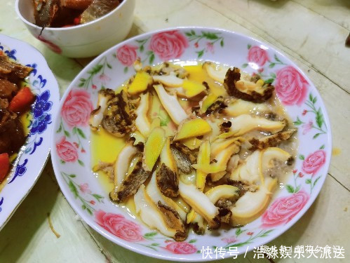 妈妈的做法|晒晚餐妈妈做的三个菜,说出价格后,朋友圈评论都满了,真舍得吃