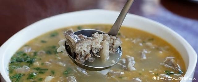 羊汤|羊汤店老板透露炖羊肉时,这3样缺一不可,汤浓肉香,膻味全无