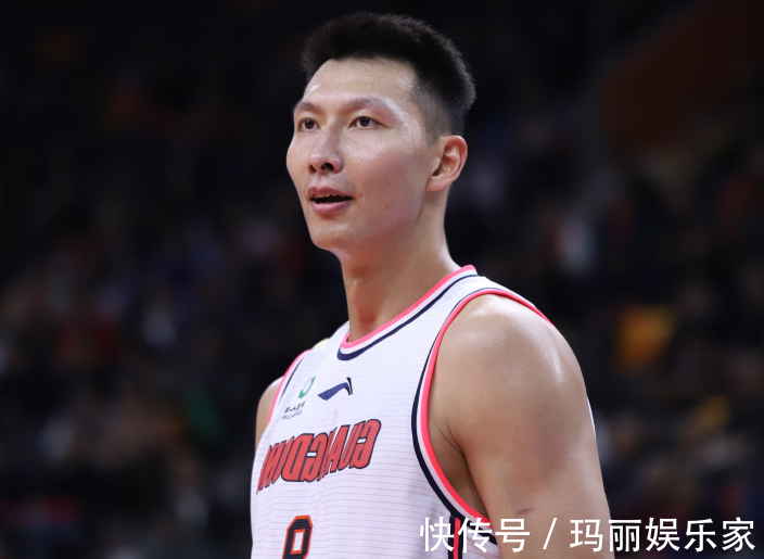 牺牲|32岁易建联迎来新身份,乡下三层楼房曝光!妻子为他牺牲很大