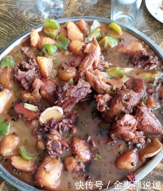 孩子们|带孩子们去外面吃饭，1个菜2碗饭，娘三吃得饱饱的