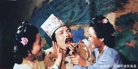 贾蓉的亲生母亲不是别人,就是贾珍之妻尤氏