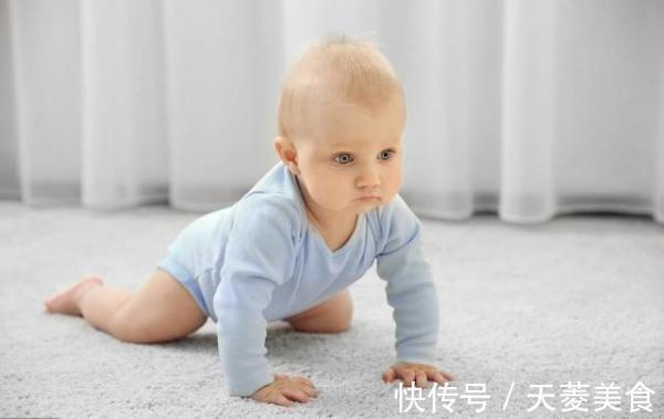 奶爸|地铁上佛系奶爸带娃照片火了,笑翻一片网友:爸爸带娃,活着就好