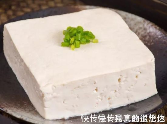 鲫鱼豆腐汤|常吃豆腐对身体好,但有4个禁忌要清楚,小心吃错进医院!