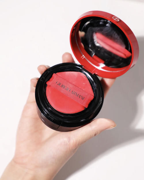 大牌气垫不会选?除了阿玛尼,菁纯也是新起之秀,CPB贵妇专属