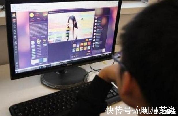 手机|3种影响孩子成长的手机软件,随时会带坏孩子,父母要留意