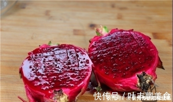 馒头|用火龙果来发面,做法太厉害了,上桌颜值超高,高手在民间!