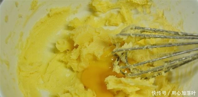 做法超简单的小饼干,一口酥脆,香甜美味,家里孩子超爱吃