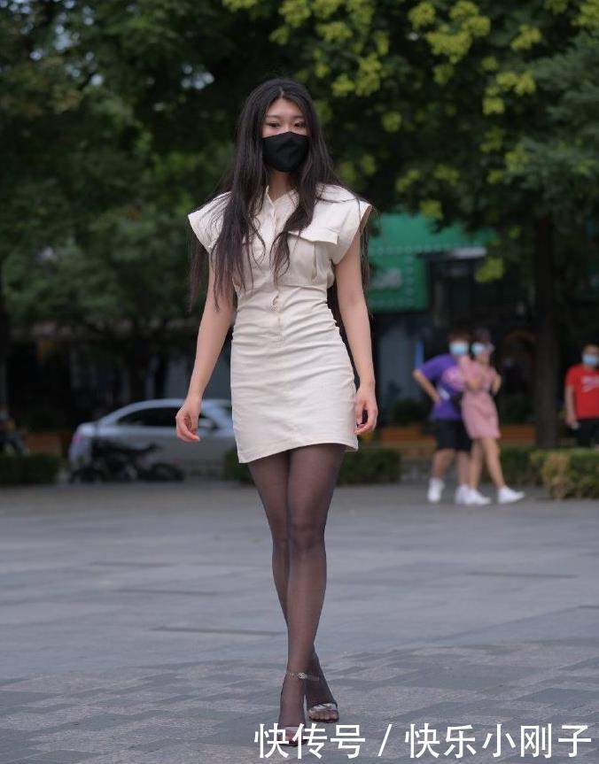 女人|如果说女人像水,那么这美女就可以水滴石穿!呈现出不一样的味道