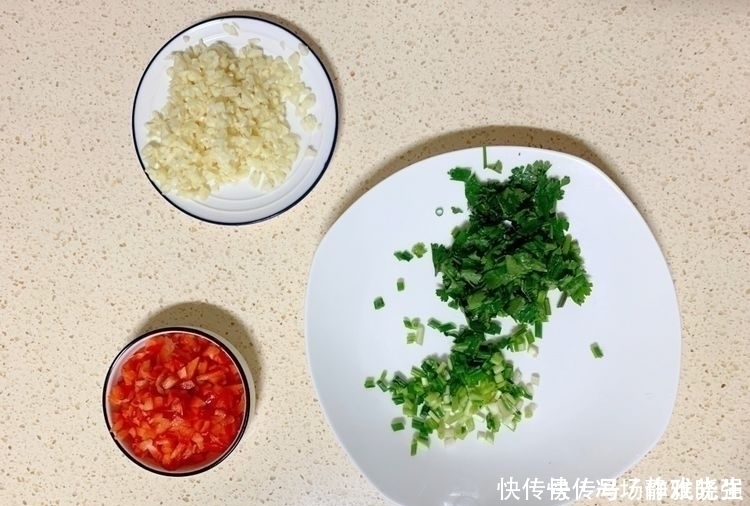 红甜椒|它和茄子是绝配鲜香可口,8分钟就搞定,好吃不上火
