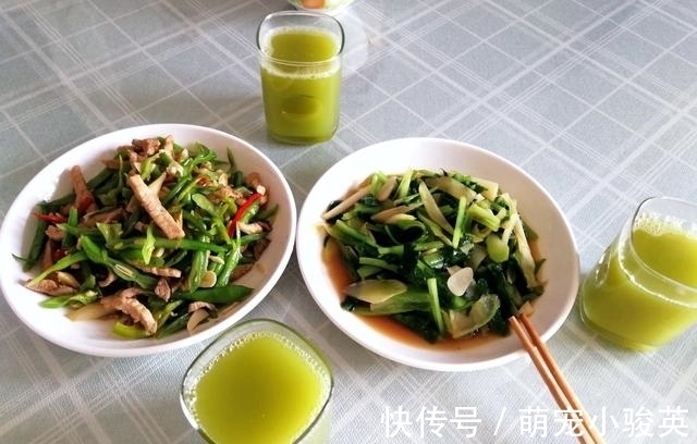 西红柿|一家三口的简单晚餐,悄悄走红朋友圈,网友:平淡真实幸福小日子