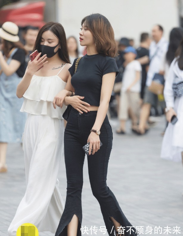 闷热|嫌天气太闷热,把裤脚“撕开”透透气,腿长就是任性吗