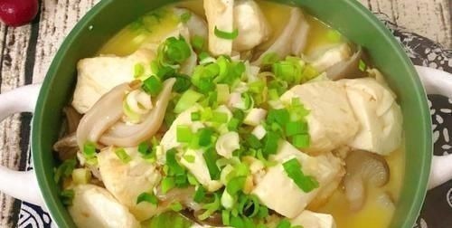 常吃|这菜3块钱一斤,营养不输大鱼大肉,常吃增强免疫力,健脑益智