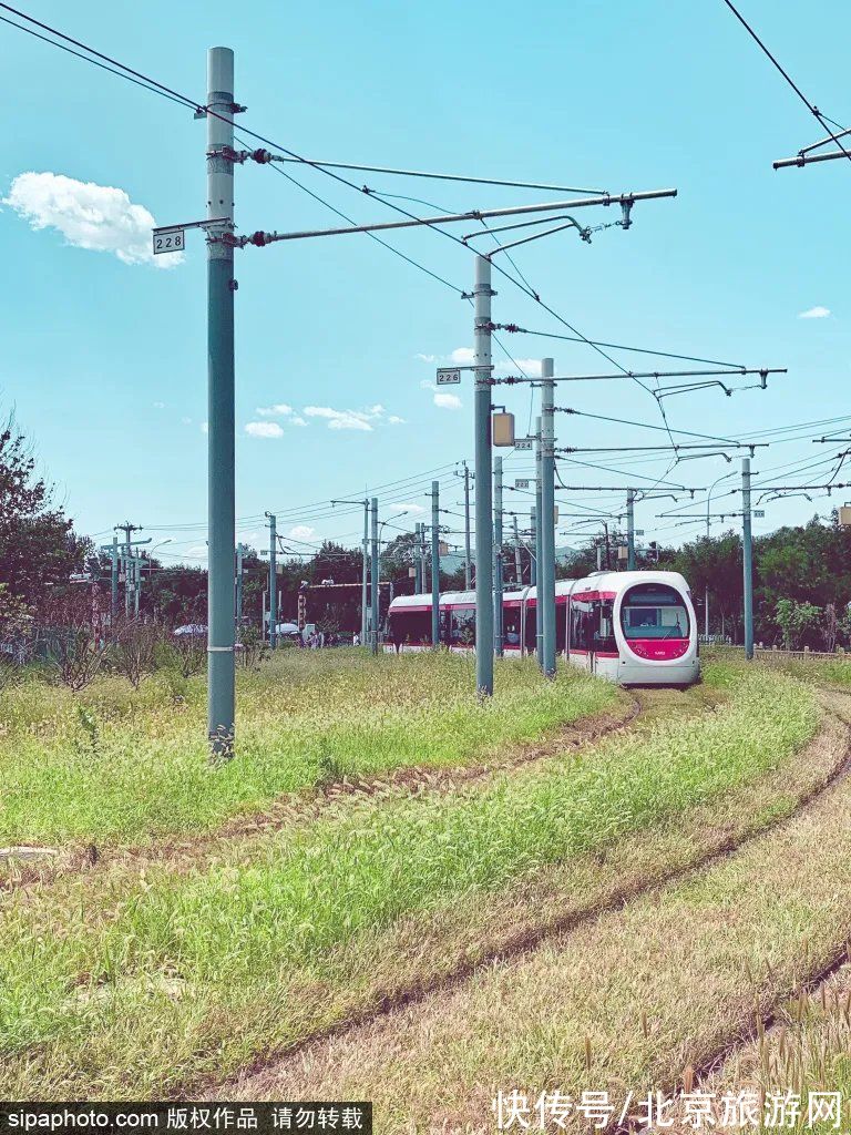 京西稻|秋游首站!北京“小镰仓”漫画电车站,车票仅3元!