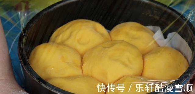 一块南瓜,一根山药,教你没吃过做法,松软香甜,上桌抢光