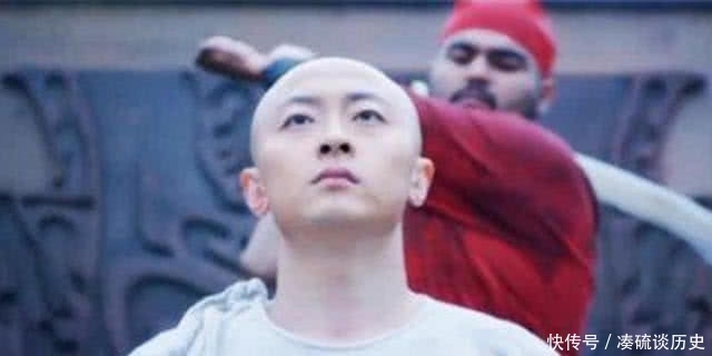 真相|朱元璋外出视察,突然发现1位老农唉声叹气,知道真相后,怒斩当地县令!