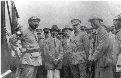 上将|他14岁当兵官至上将,书没读过几天,一生中却写下一千四百首诗