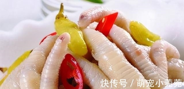 十五道饭店精品凉菜，川味十足，味型丰富，深受广大观众喜爱