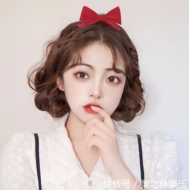 tony|别再披头散发了!这3款新年发型才够美够撩人