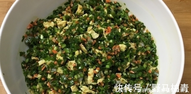 和面|包子最新做法，不发面，不和面，做出的包子晶莹剔透，太馋人了