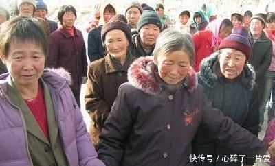 无奈|老人病危无钱医治,儿女无奈隐瞒找到部队,结果惊动总司令员!