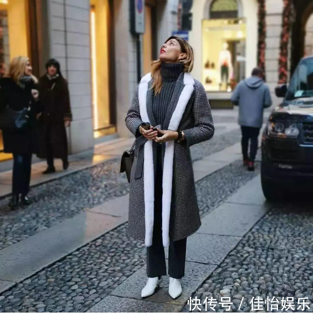 秧秧 毛衣买什么色更百搭这5个颜色超经典,秋冬搭配好轻松