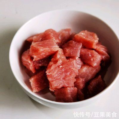翻盘|上桌前不被看好的菠萝咕咾肉,吃完却逆风翻盘