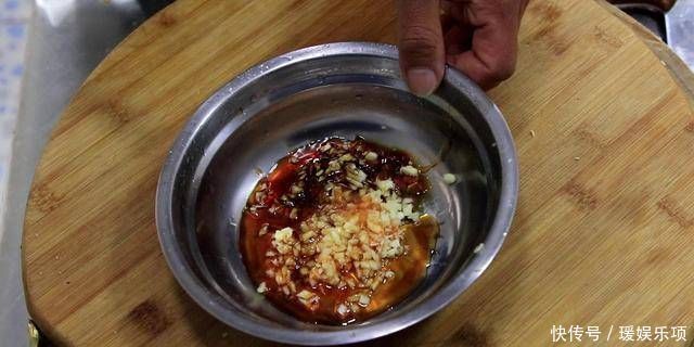 蒸土豆丝的做法,学习这个方法,使土豆根软硬兼施