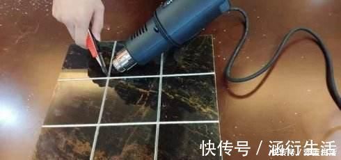 霉斑|玻璃胶用久会“变黑”保洁阿姨的“小妙招”,立马洁净还杀菌
