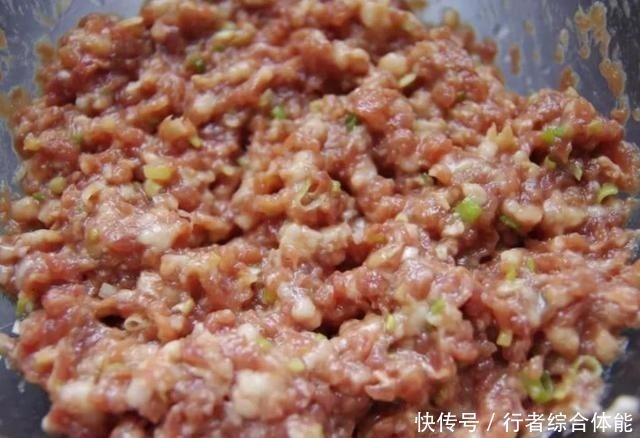 料酒|调拌肉馅好吃的秘诀，不用料酒也没腥味，在家也能吃出饭店的味道