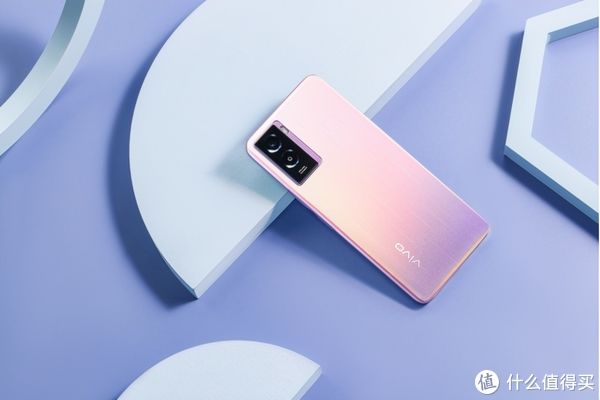 音量|1399元起，vivo Y55s凭6000mAh大电池成新续航标杆