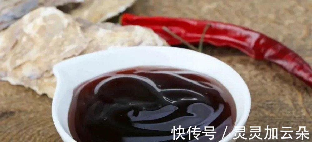 70岁大厨告诫炒菜放蚝油有讲究，牢记这一点，菜鲜又好吃！