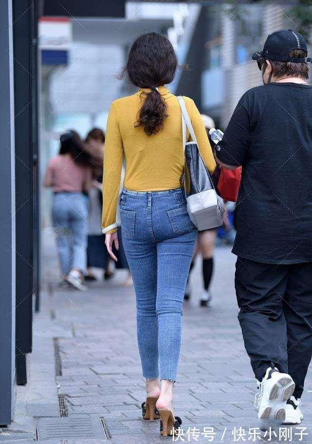 下装 有点微胖的打底裤美女,版型风格精致轻柔,非常实用