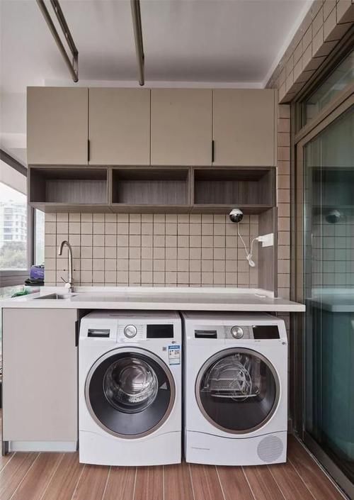 婚房|159㎡装成简约风也花30万，亲戚看完都说很高级，就是太素了