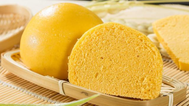 好吃|粗粮不好吃试试玉米面的新吃法,酥软适中,柔软劲道比馒头好