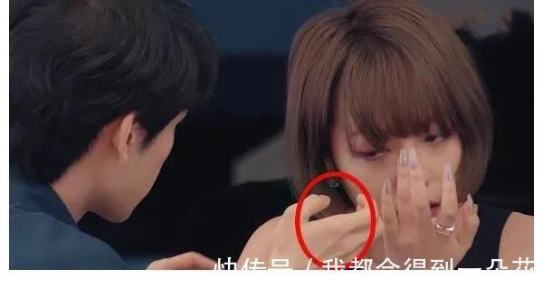 女三|心动的信号:女三做饭受伤,男二救治的方式让她坠入爱河