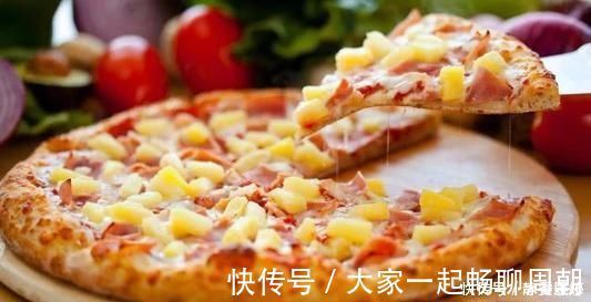 早餐|自制披萨,想吃啥料就放啥料,比面包做法更简单,还能做早餐