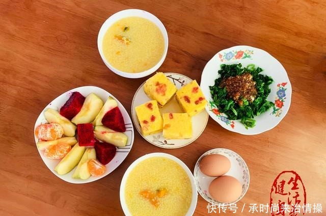 夫妻二人的早餐亲自下厨做,营养均衡,餐餐有滋味儿,温暖又享受