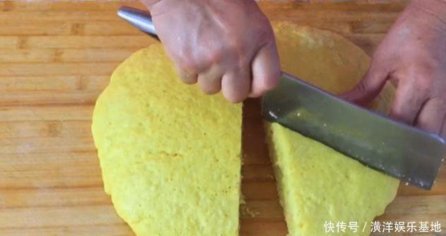 天冷了，玉米面别再蒸发糕了，教你个简单做法，比面包还好吃！